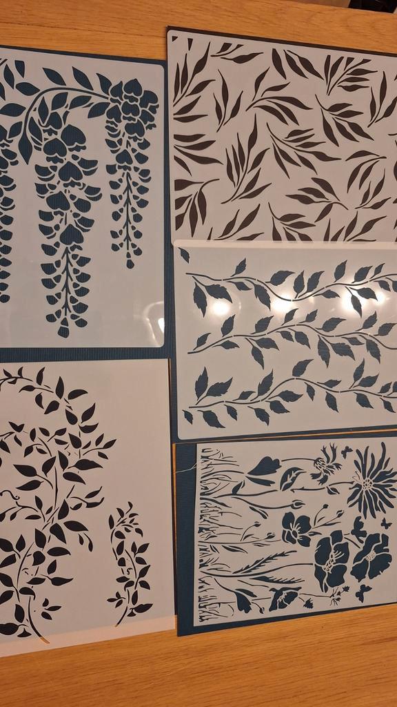 Stencils Mixed Media + Tim Holtz Setje, Hobby en Vrije tijd, Kaarten | Zelf maken, Gebruikt, Overige typen, Overige thema's, Ophalen of Verzenden