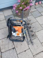 Stihl BT 131 grondboor incl 2 boren en verlengstuk, Tuin en Terras, Ophalen, Zo goed als nieuw
