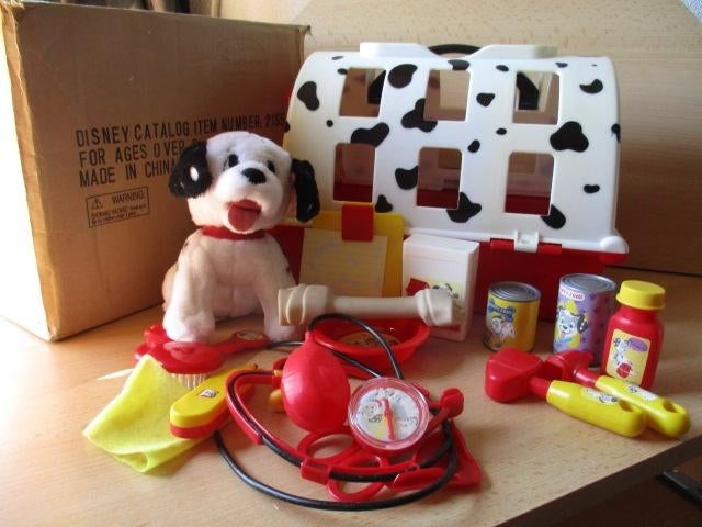 Disney 102 Dalmatiërs dokterskoffer met accessoires, Verzamelen, Disney, Ophalen of Verzenden, Overige figuren, Zo goed als nieuw