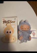 Labubu orgineel omdat die origineel is en heeft een QR Code, Ophalen of Verzenden, Zo goed als nieuw, Bakvorm