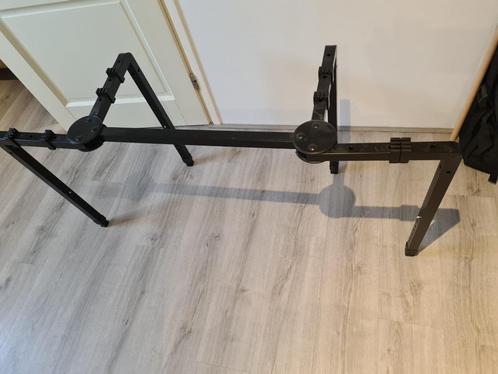 Quiklok Keyboard en mixer statief, Muziek en Instrumenten, Standaards, Zo goed als nieuw, Instrumentstandaard, Keyboard of Synthesizer