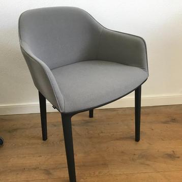 4 Vitra Softshell chair chairs stoel stoelen design grijs beschikbaar voor biedingen