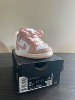 Nike Jordan 1 mid SE (TD) legend pink maat 17 (2c), Schoentjes, Meisje, Nieuw, Ophalen of Verzenden