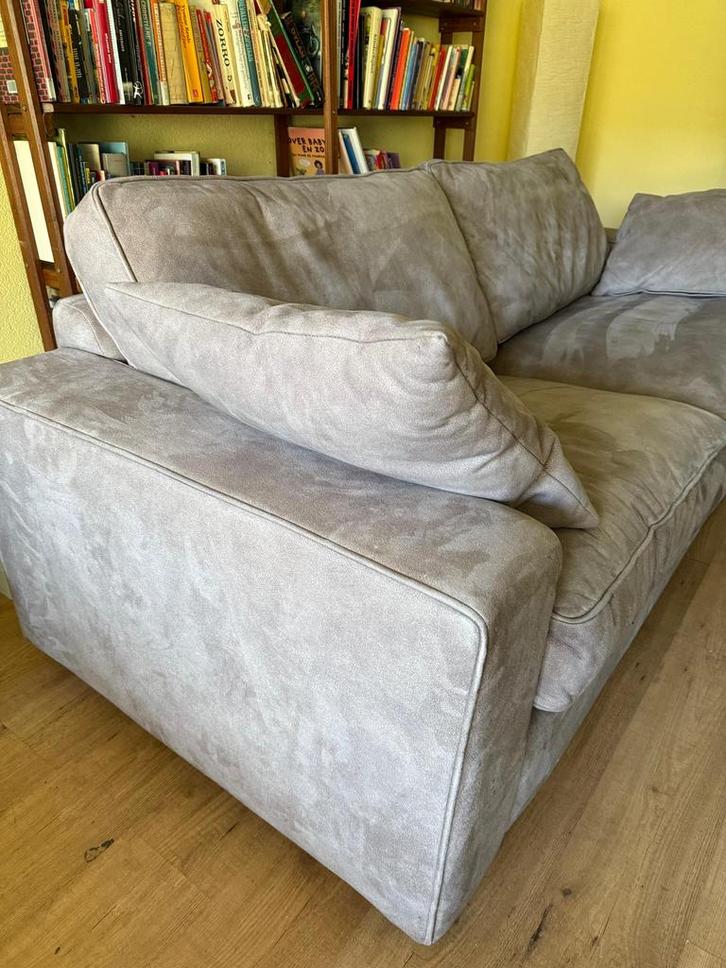 Ruime 2,5-zits bank - taupe, Huis en Inrichting, Banken | Sofa's en Chaises Longues, Zo goed als nieuw, 200 tot 250 cm, 75 tot 100 cm