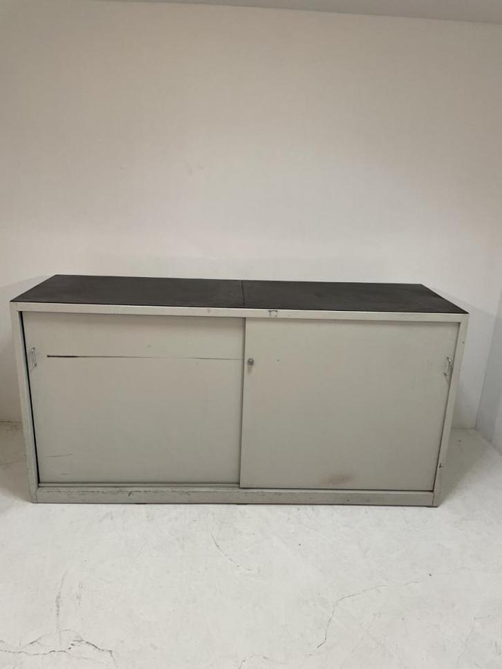 Schuifdeurkast gebruikt 200x100x60 €190,- ex btw, Doe-het-zelf en Verbouw, IJzerwaren en Bevestigingsmiddelen