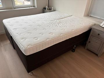 Boxspring  Caresse 160x200 beschikbaar voor biedingen