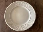 Wedgwood of Etruria & Barlaston Edme dinerbord, Huis en Inrichting, Keuken | Servies, Ophalen of Verzenden, Zo goed als nieuw
