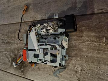 Mechanisme cassettedeck autoradio beschikbaar voor biedingen