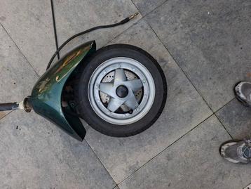 Skipper voorvork beschikbaar voor biedingen