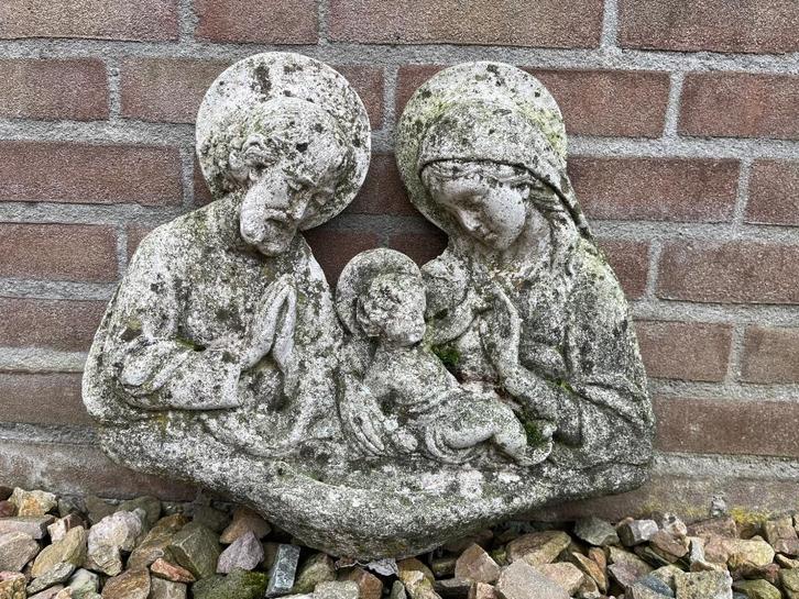 Groot betonnen tuinreliëf Heilige Familie – verweerde look, Antiek en Kunst, Antiek | Religie, Ophalen