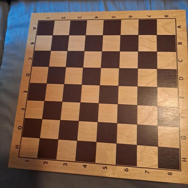 Multi Spellendoos - Schaak, Backgammon, Meer!, Hobby en Vrije tijd, Gezelschapsspellen | Bordspellen, Zo goed als nieuw, Een of twee spelers