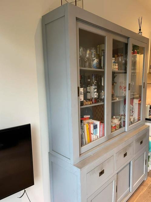 Landelijke servieskast met glazen schuifdeuren, Huis en Inrichting, Kasten | Buffetkasten, Gebruikt, 200 cm of meer, 150 tot 200 cm