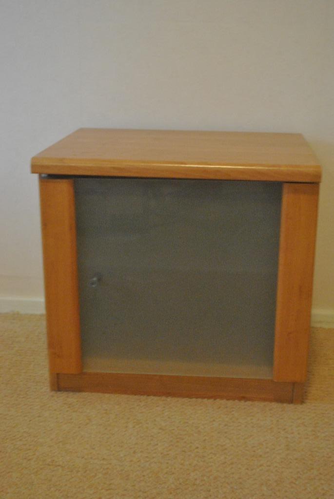 Kastje met glazen deur, Huis en Inrichting, Kasten | Overige, Gebruikt, Ophalen