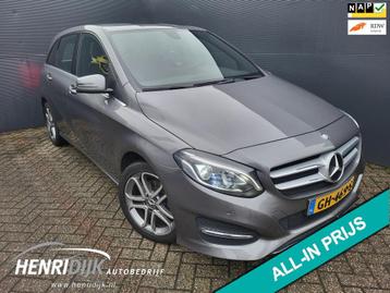 Mercedes-Benz B-klasse 180 Ambition Automaat / Trekhaak / AC beschikbaar voor biedingen