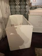 Ledikantje met matras en toebehoren, Kinderen en Baby's, Babywiegjes en Ledikanten, Ophalen, Zo goed als nieuw, Ledikant