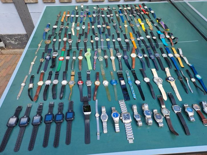 Grote verzameling horloges - Pols- en zakhorloges, Sieraden, Tassen en Uiterlijk, Horloges | Dames, Gebruikt, Polshorloge, Overige merken