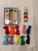 Vintage houten punnik set met Wol en Doos en pen/naald!, Hobby en Vrije tijd, Breien en Haken, Ophalen of Verzenden, Zo goed als nieuw