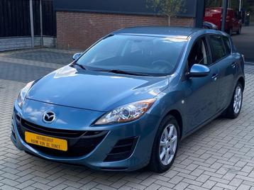 Mazda 3 2.0 150 PK TS Plus NIEUWSTAAT XENON CRUISE CLIMA PDC beschikbaar voor biedingen
