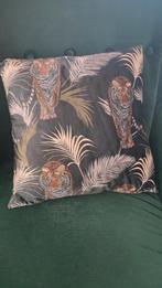 Decoratief kussen met tijgerprint, Ophalen of Verzenden, Zo goed als nieuw, Zwart, Vierkant
