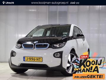 BMW i3 Basis Comfort Advance 22 kWh | 19'' LM Velgen | Stoel beschikbaar voor biedingen
