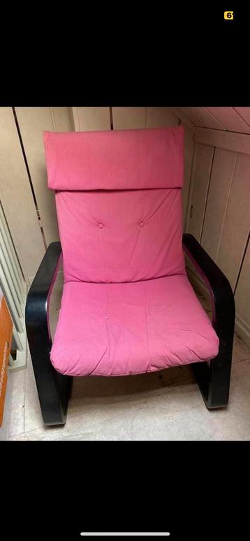 ️IKEA ROZE STOEL - GRATIS! GRATIS! GRATIS!️ beschikbaar voor biedingen