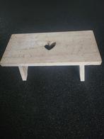 Houten Bankje met Hartje, Huis en Inrichting, Krukjes, Ophalen, Gebruikt, Hout