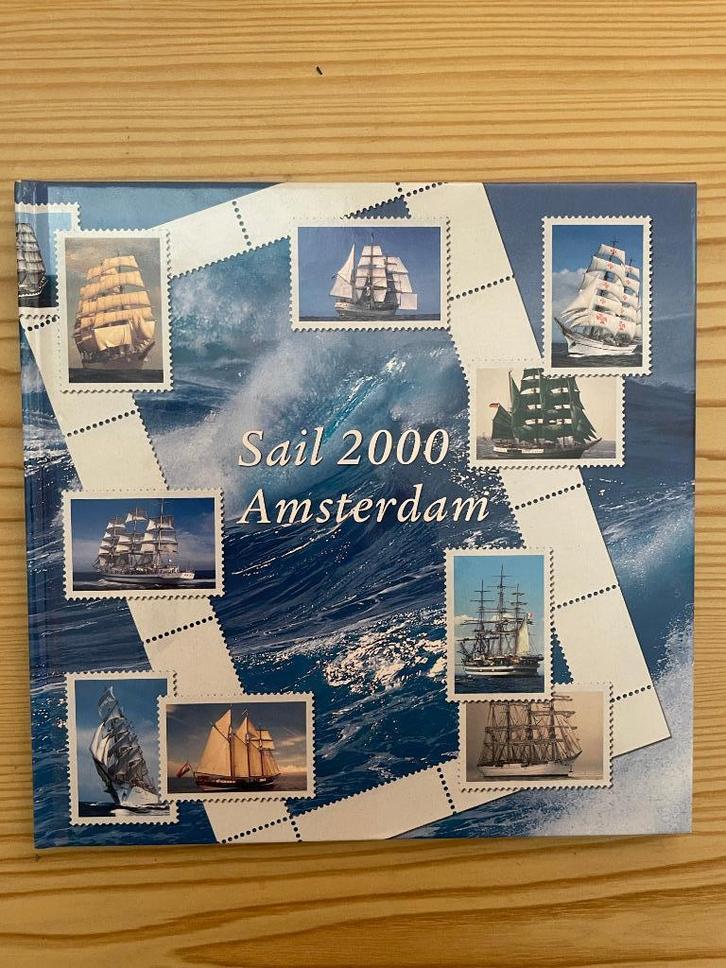Themaboek Davo nr.4 Sail 2000 Amsterdam ( + zegels), Postzegels en Munten, Postzegels | Toebehoren, Verzamelalbum, Verzenden