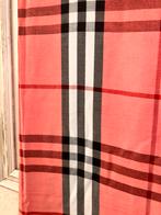 Burberry Sjaal - Prachtige Staat!, Kleding | Dames, Mutsen, Sjaals en Handschoenen, Burberry, Ophalen of Verzenden, Zo goed als nieuw