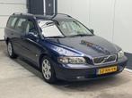 Volvo V70 2.4 Comfort Line, Stof, Blauw, 2435 cc, Grijs