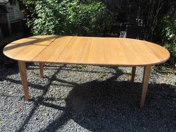 Eettafel Zwaar Eiken Massief 225 cm totale lengte beschikbaar voor biedingen