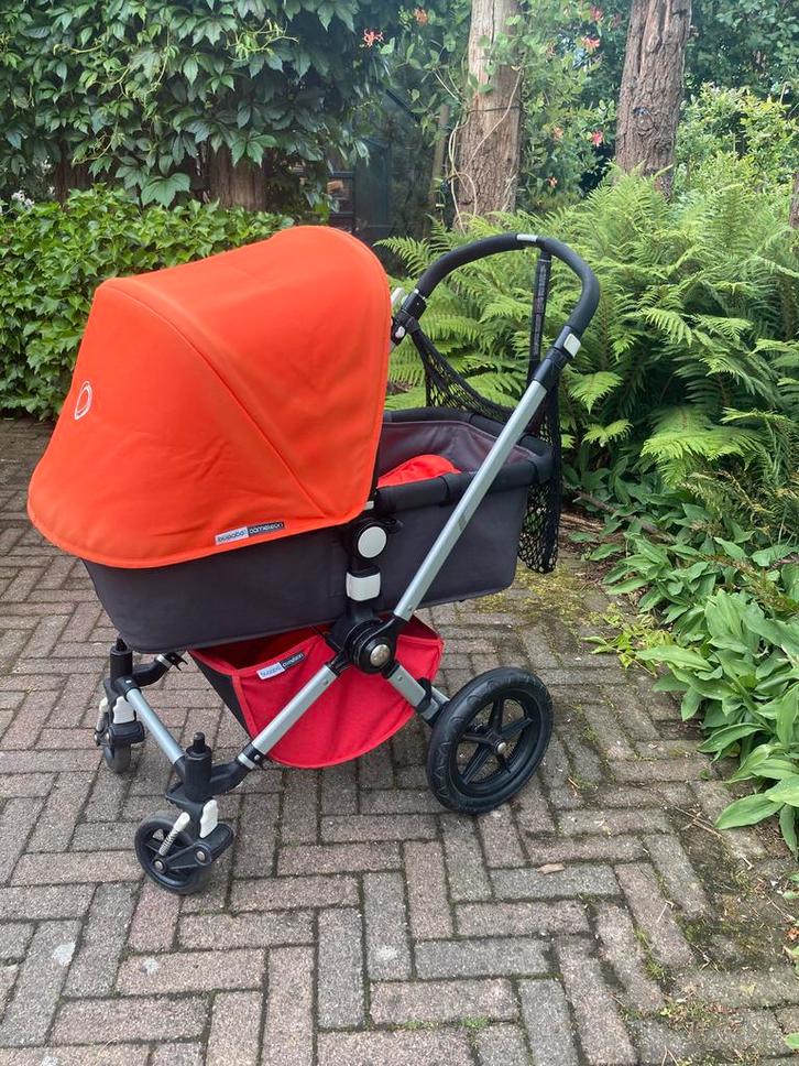 Complete bugaboo cameleon, Kinderen en Baby's, Kinderwagens en Combinaties, Gebruikt, Combiwagen, Bugaboo, Met reiswieg, Verstelbare duwstang