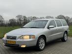 Volvo V70 2.4 170PK AUT NW.D-RIEM LEDER RIJDT SUPER EN MOOI, Automaat, Zwart, Stationwagon, 2435 cc