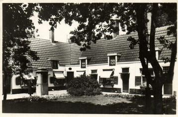 Haarlem Gasthuishofje in de Barrevoetsstraat - gelopen beschikbaar voor biedingen