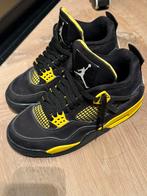 Nike Air Jordan 4 Retro Thunder, Jongen of Meisje, Schoenen, Ophalen of Verzenden, Zo goed als nieuw