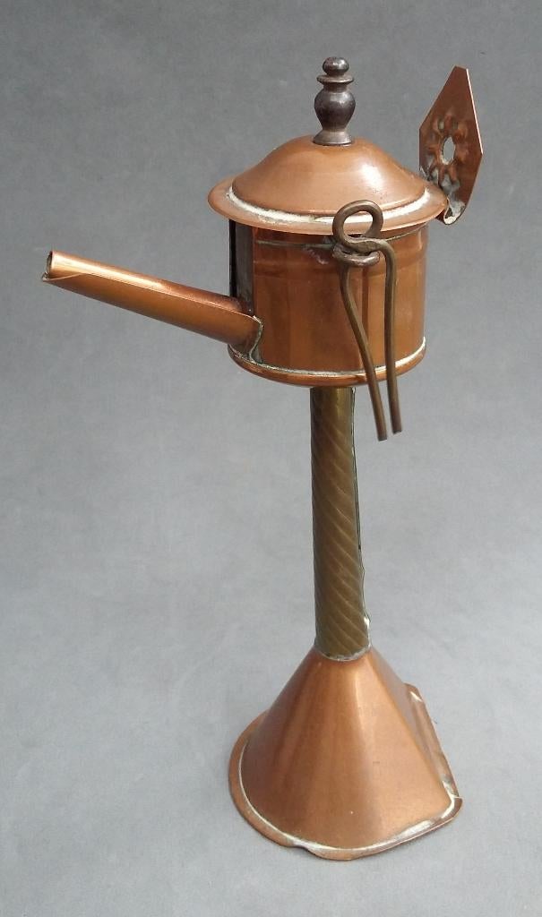 Om 1900-1950 Hollandse Olielamp Snotneus met Pittentrekker, Ophalen of Verzenden