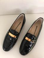 Anna Valerie Adolf lak loafers maat 37, Kleding | Dames, Schoenen, Verzenden, Zo goed als nieuw, Zwart, Sneakers of Gympen
