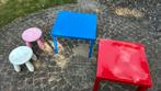 Twee tafels met krukjes, Ophalen, Gebruikt