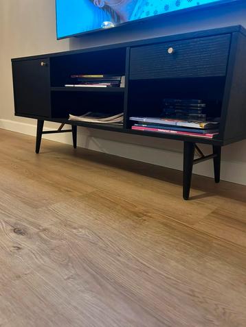Zwart met goud TV meubel
