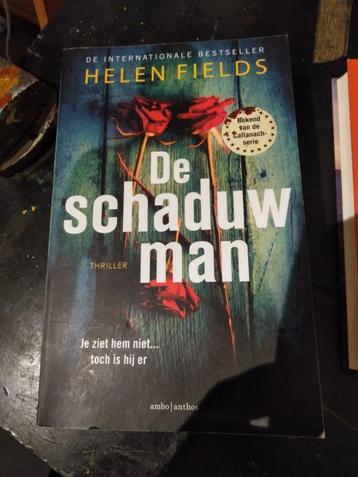 de schaduwman helen fields beschikbaar voor biedingen