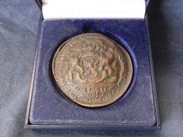 Bronzen penning Provinc. Bestuur Zuid Holland Guus Hellegers beschikbaar voor biedingen