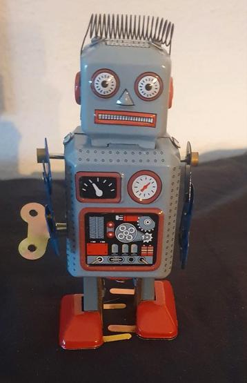 Blikken Robot met Opwindmechanisme - 12cm beschikbaar voor biedingen