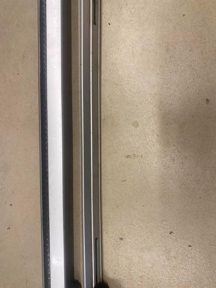 Dakdragers voor auto met Dakrails volvo,Skoda,Ford, Auto diversen, Dakdragers, Gebruikt, Ophalen of Verzenden