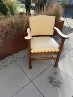 Oude stoel, Antiek en Kunst, Antiek | Meubels | Stoelen en Banken, Ophalen