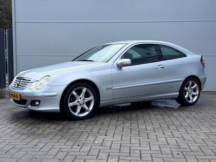 Mercedes-Benz C-Klasse Sportcoupe SPORT Edition, Auto's, Mercedes-Benz, Bedrijf, ABS, Airbags, Airconditioning, Boordcomputer