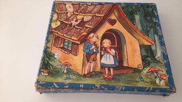 Oude houten puzzel beschikbaar voor biedingen