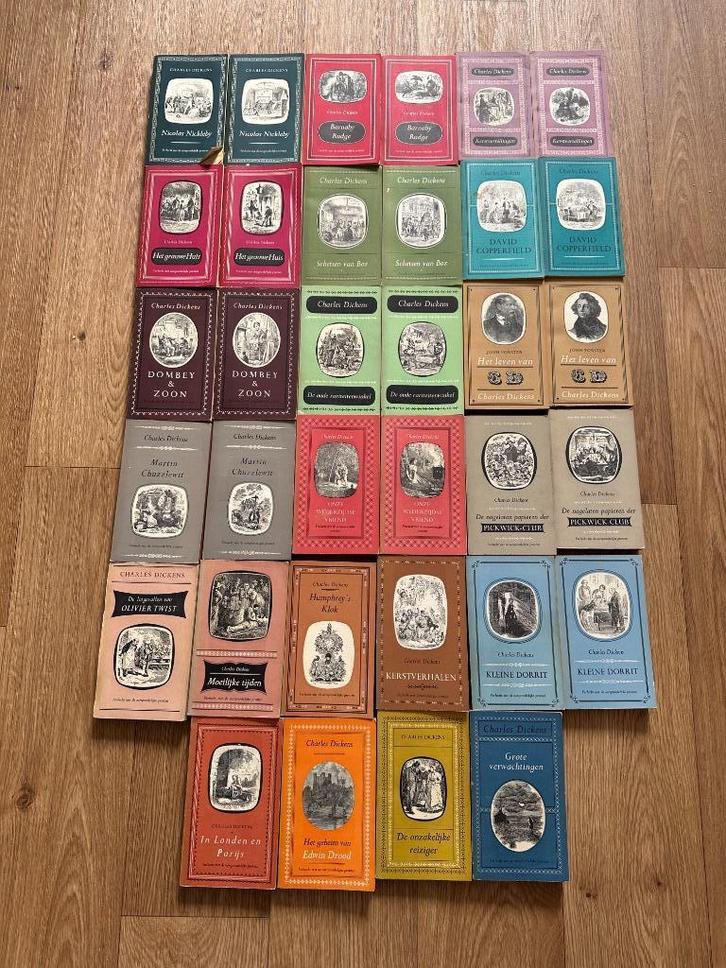 34 hele oude boekjes (pockets) van Charles Dickens, Antiek en Kunst, Antiek | Boeken en Bijbels, Ophalen