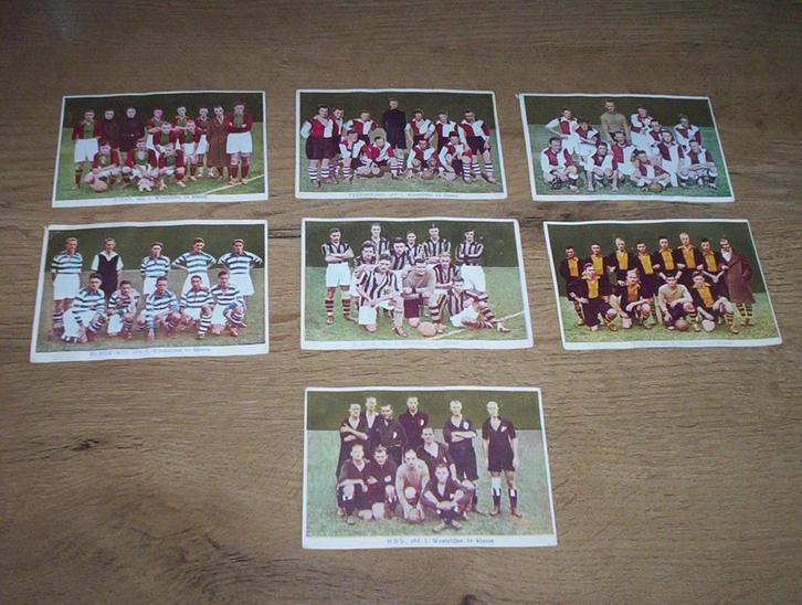 voetbalplaatjes cordeal 1933 1e klasse (voetbal), Verzamelen, Sportartikelen en Voetbal, Zo goed als nieuw, Poster, Plaatje of Sticker