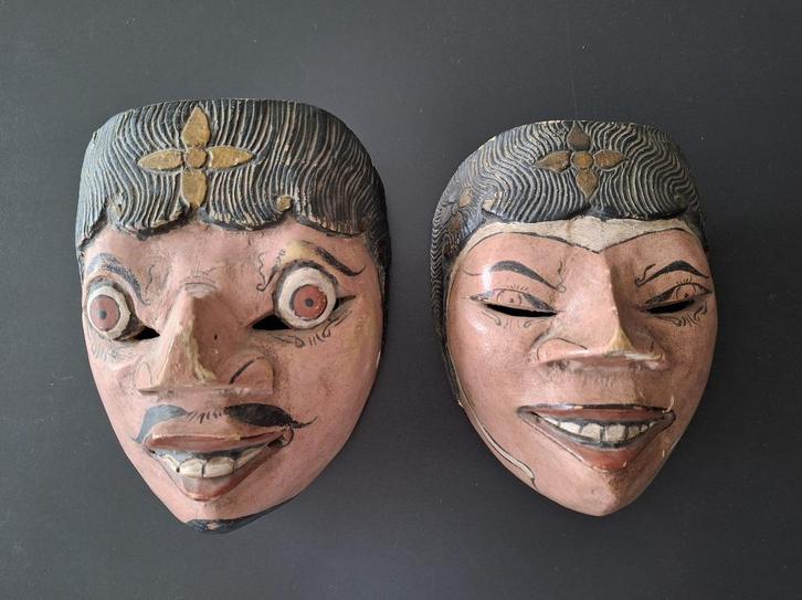 div. vintage paar houten maskers Indonesië Java Bali Afrika, Antiek en Kunst, Kunst | Beelden en Houtsnijwerken, Ophalen of Verzenden