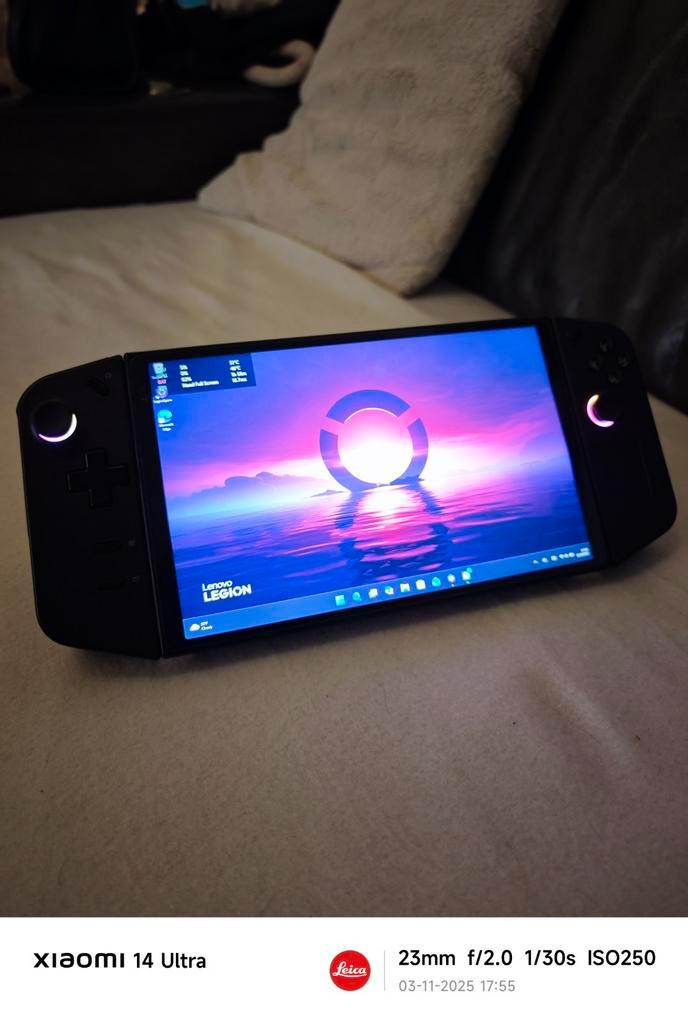 LENOVO LEGION GO, garantie tot en met februari 2026, Spelcomputers en Games, Spelcomputers | Overige, Zo goed als nieuw, Ophalen of Verzenden