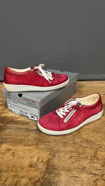Pure Wellness. Wonders. Schoenen maat 35 1/2. beschikbaar voor biedingen